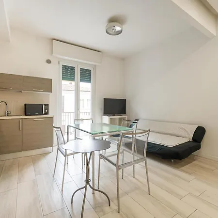 Roberto Flat - 10 Minuti Da Fiera Di Apartment *