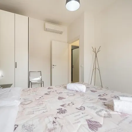 Roberto Flat - 10 Minuti Da Fiera Di Apartment *
